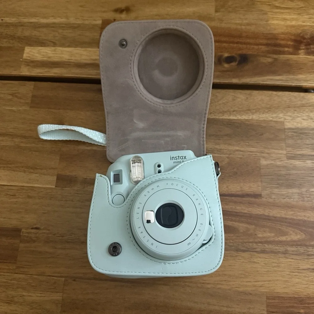 Fujifilm Instax Mini‎ 9 Instant Film Camera Ice Blue Tested Working GC-6587 Case